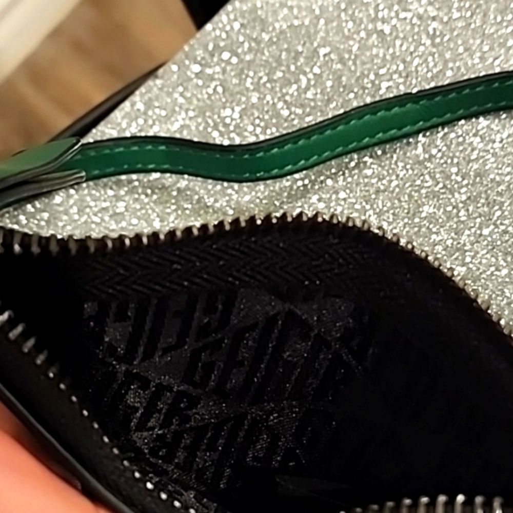 Kurt Geiger Green Quilted Wallet - Picture 9 of 9